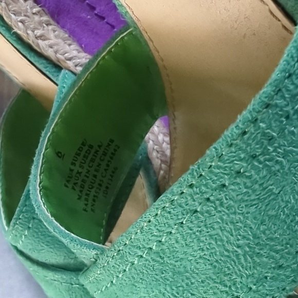 Express Wedge Heels - Picture 4 of 6